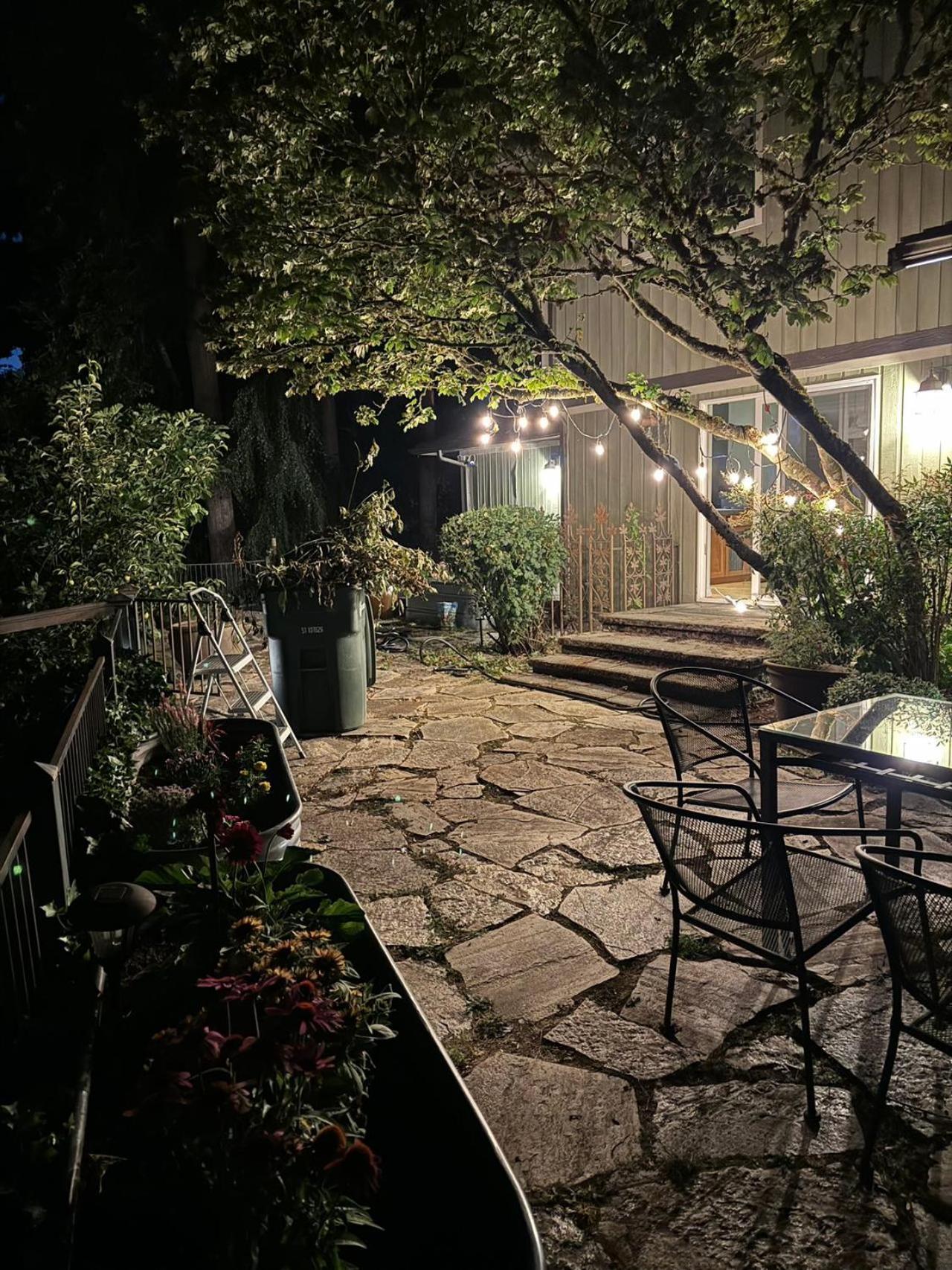 Bothell River House Exterior photo
